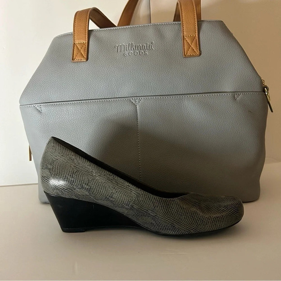 Milkmaid Goods Gray Diaper Bag Tote w/ Changing Pad – Baby Bag OS - Picture 13 of 14